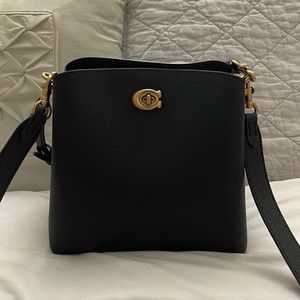Coach bucket bag small